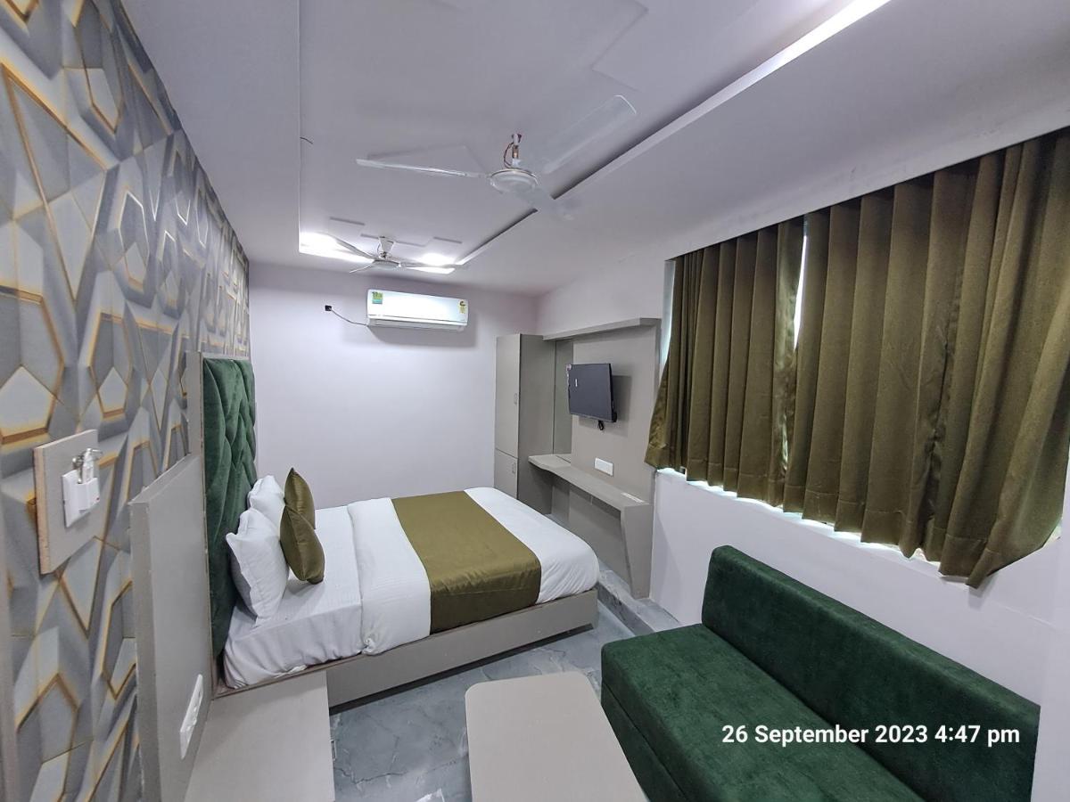 Hotel Kingdom Gandhinagar Exterior foto